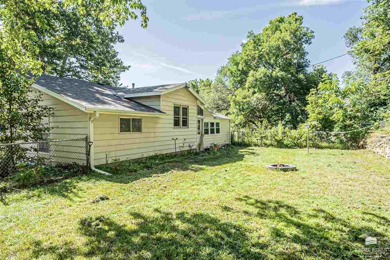 1409 Dries, Junction City, KS 66441