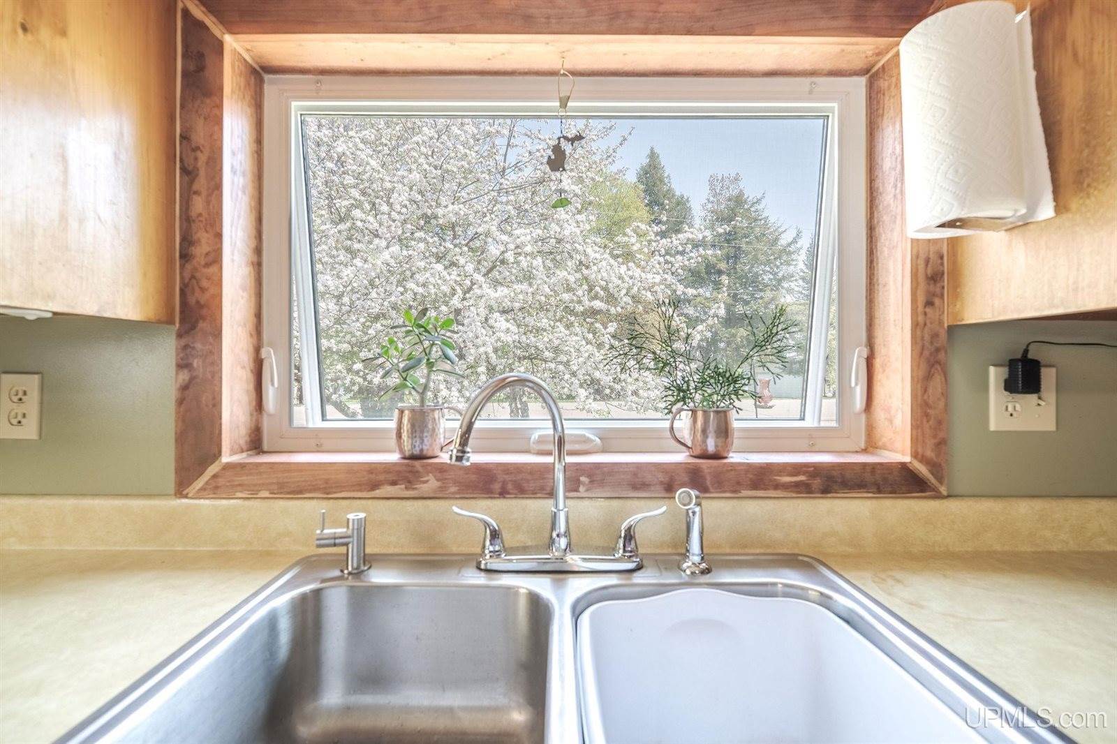 6605 Au Train Forest Lake Rd Road, Au Train, MI 49806