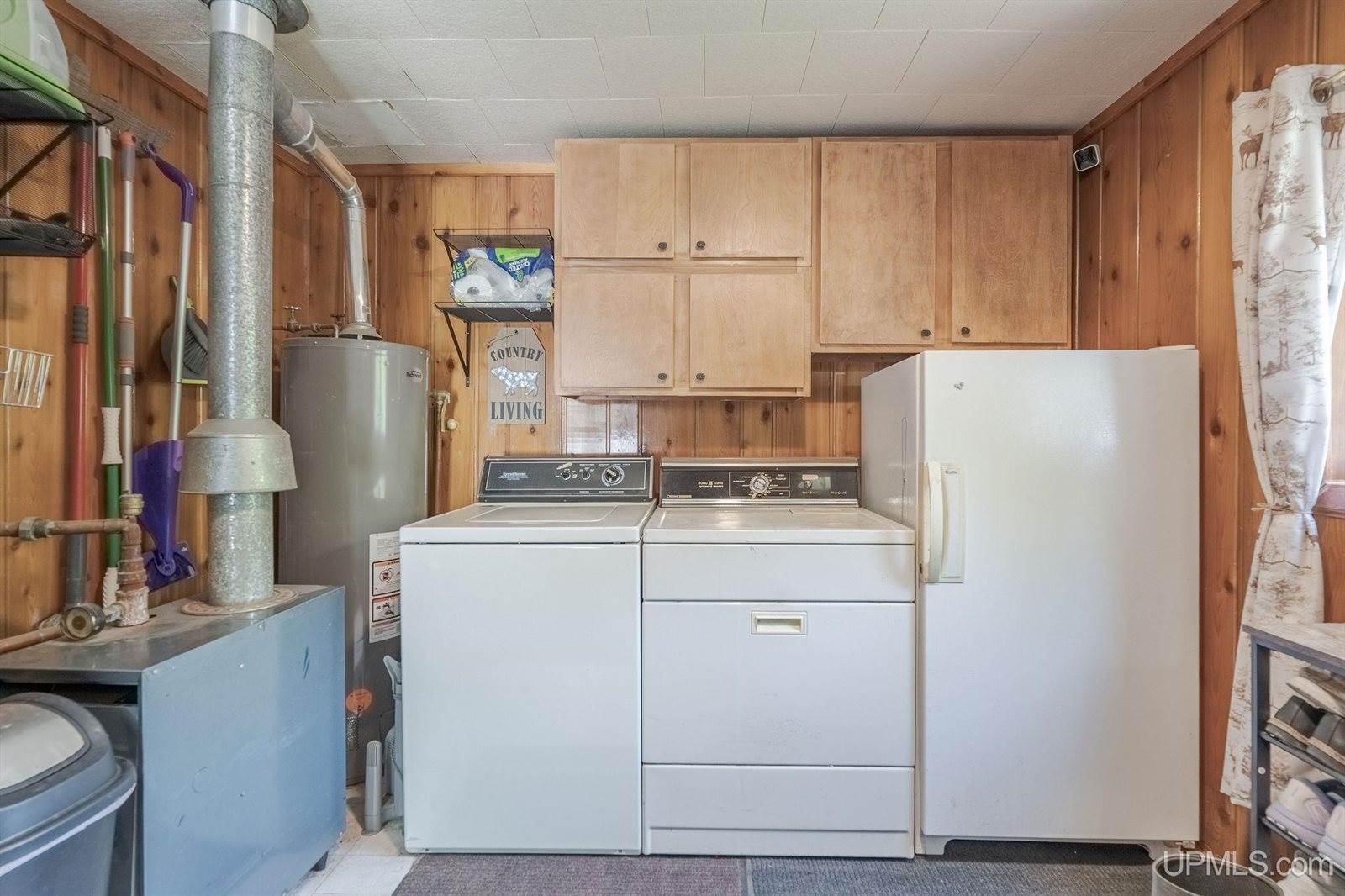 6605 Au Train Forest Lake Rd Road, Au Train, MI 49806