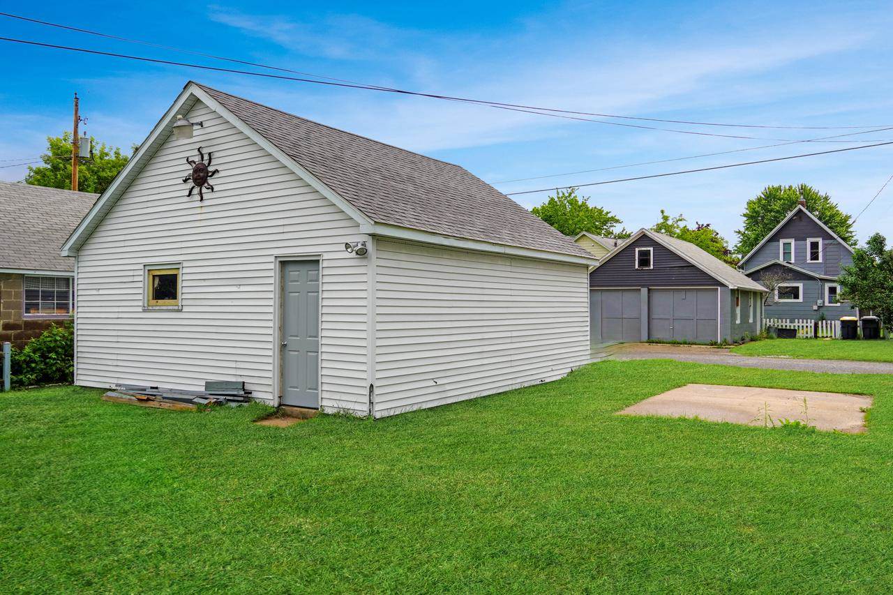 1416 Stoughton AVENUE, Tomah, WI 54660