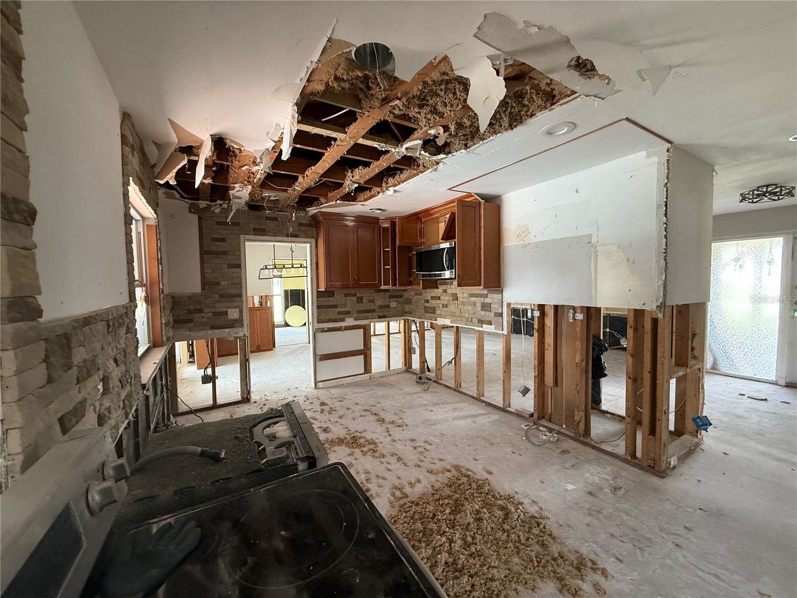 5201 Denver Street NE, Saint Petersburg, FL 33703