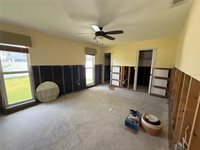 5201 Denver Street NE, Saint Petersburg, FL 33703