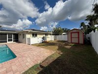 5201 Denver Street NE, Saint Petersburg, FL 33703