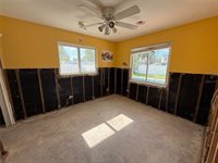 5201 Denver Street NE, Saint Petersburg, FL 33703