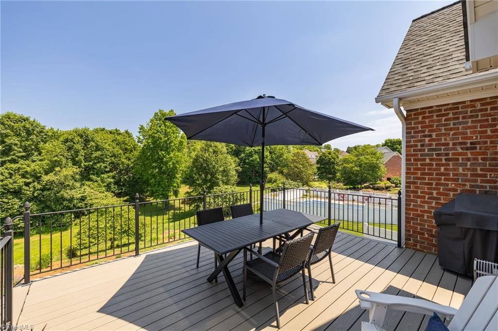 153 Montauk Court, Clemmons, NC 27012