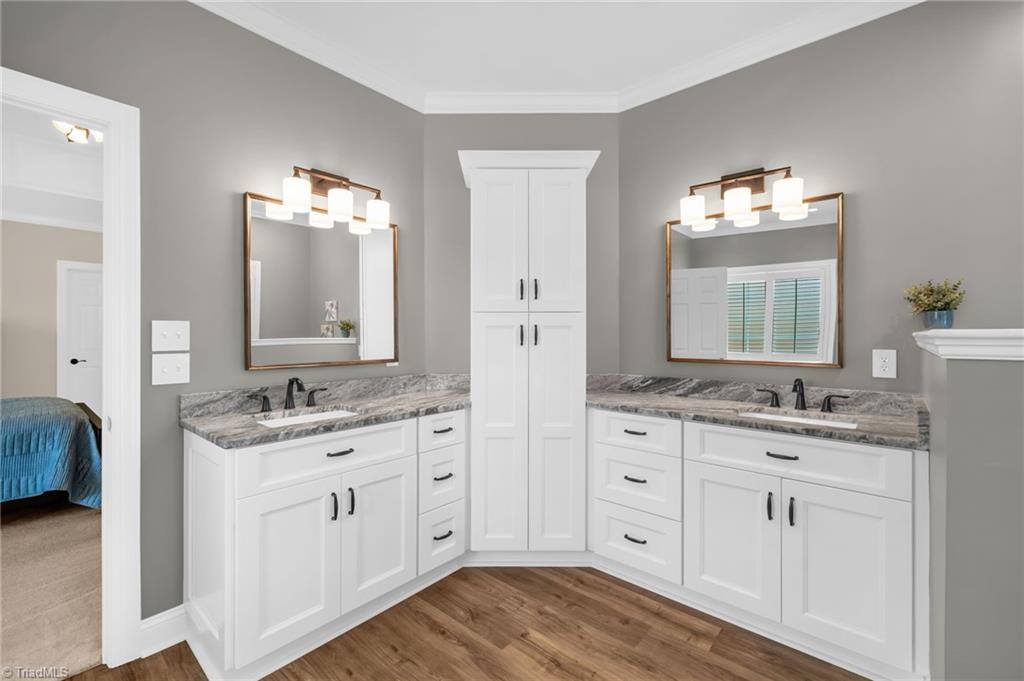 153 Montauk Court, Clemmons, NC 27012