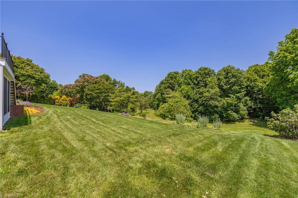 153 Montauk Court, Clemmons, NC 27012