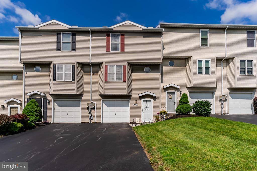 278 Chartwood Drive, Harrisburg, PA 17111