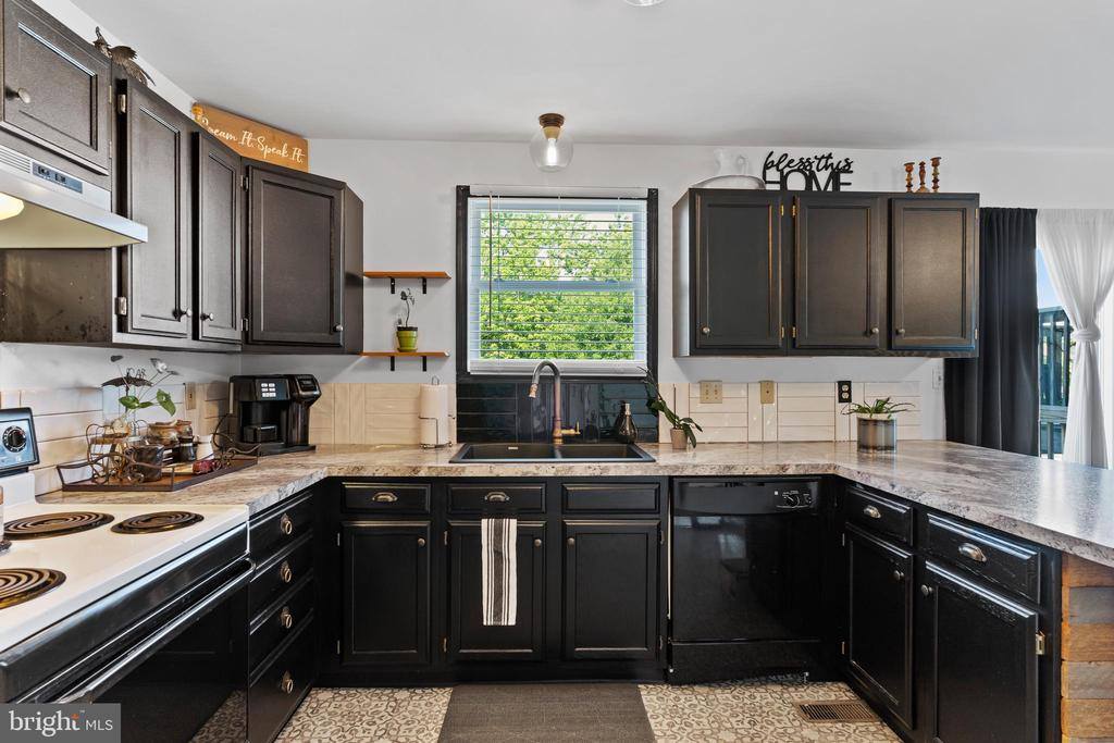 278 Chartwood Drive, Harrisburg, PA 17111