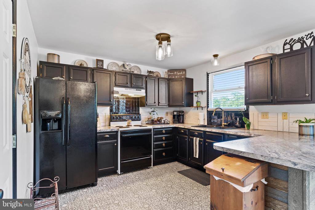 278 Chartwood Drive, Harrisburg, PA 17111