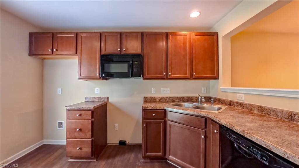 104 Tilleys Grove Drive, Kernersville, NC 27284