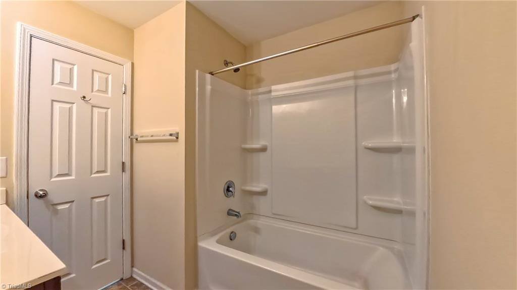 104 Tilleys Grove Drive, Kernersville, NC 27284