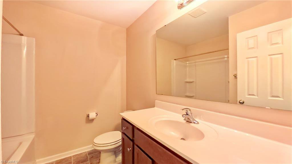 104 Tilleys Grove Drive, Kernersville, NC 27284