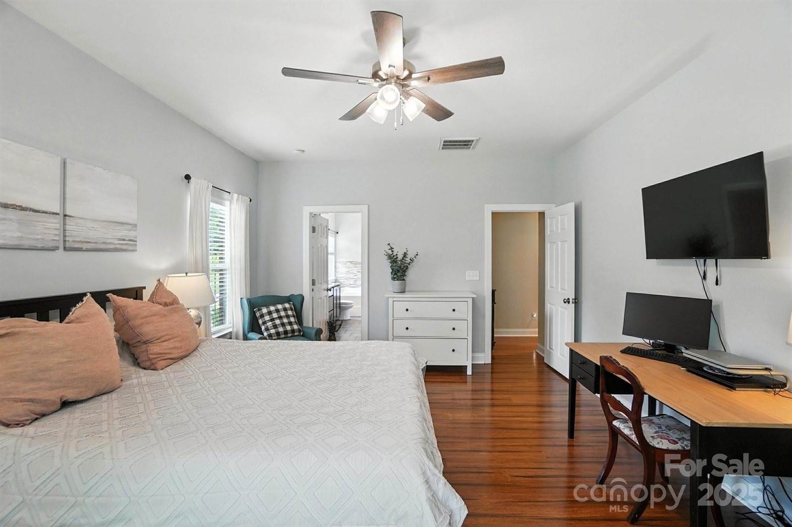 1006 Spring Rose Lane, Matthews, NC 28104