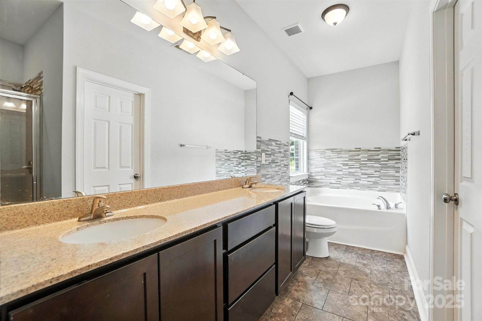 1006 Spring Rose Lane, Matthews, NC 28104