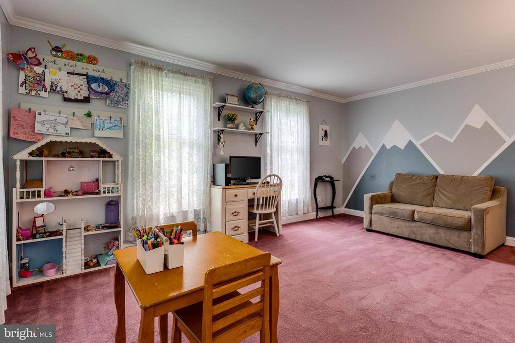 200 Mulberry Place, Douglassville, PA 19518