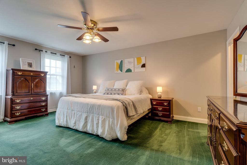 200 Mulberry Place, Douglassville, PA 19518