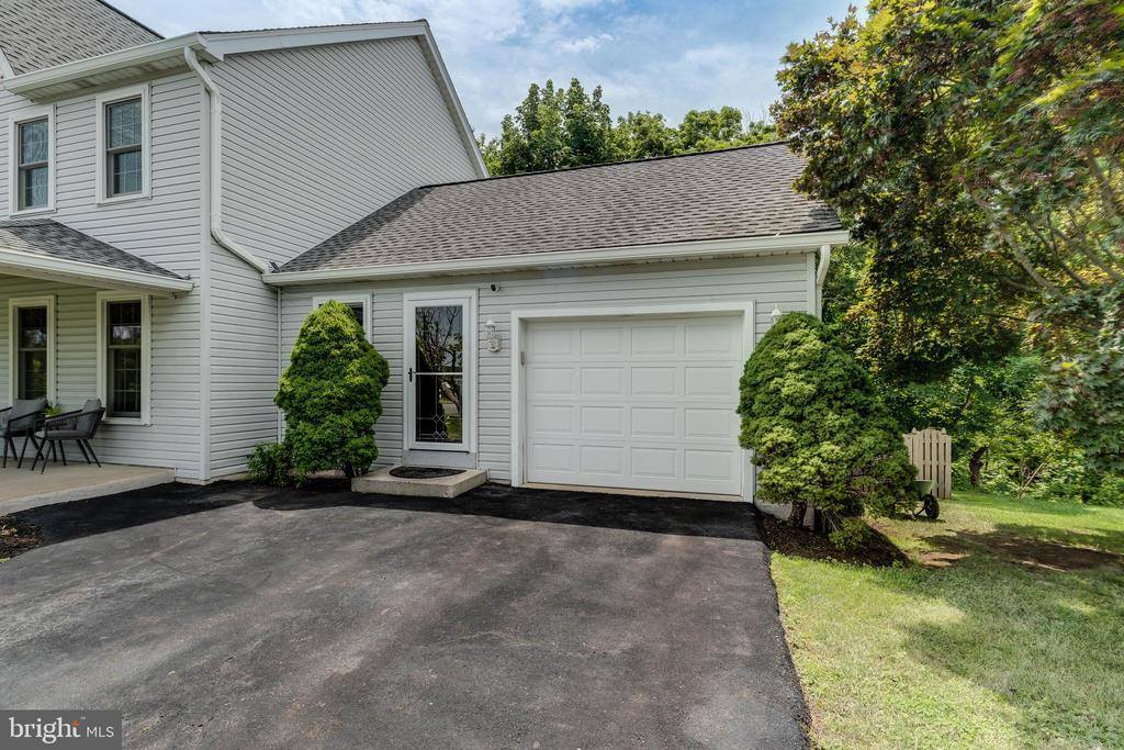 200 Mulberry Place, Douglassville, PA 19518
