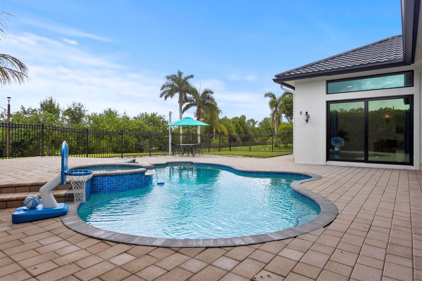 1340 SW Squire Johns Lane, Palm City, FL 34990