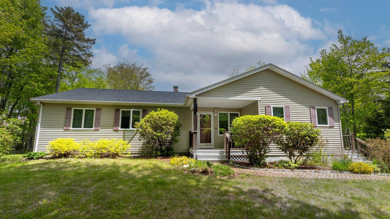 92 Haynes Avenue, Ellsworth, ME 04605