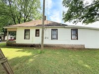 2414 Garfeild, Terre Haute, IN 47804
