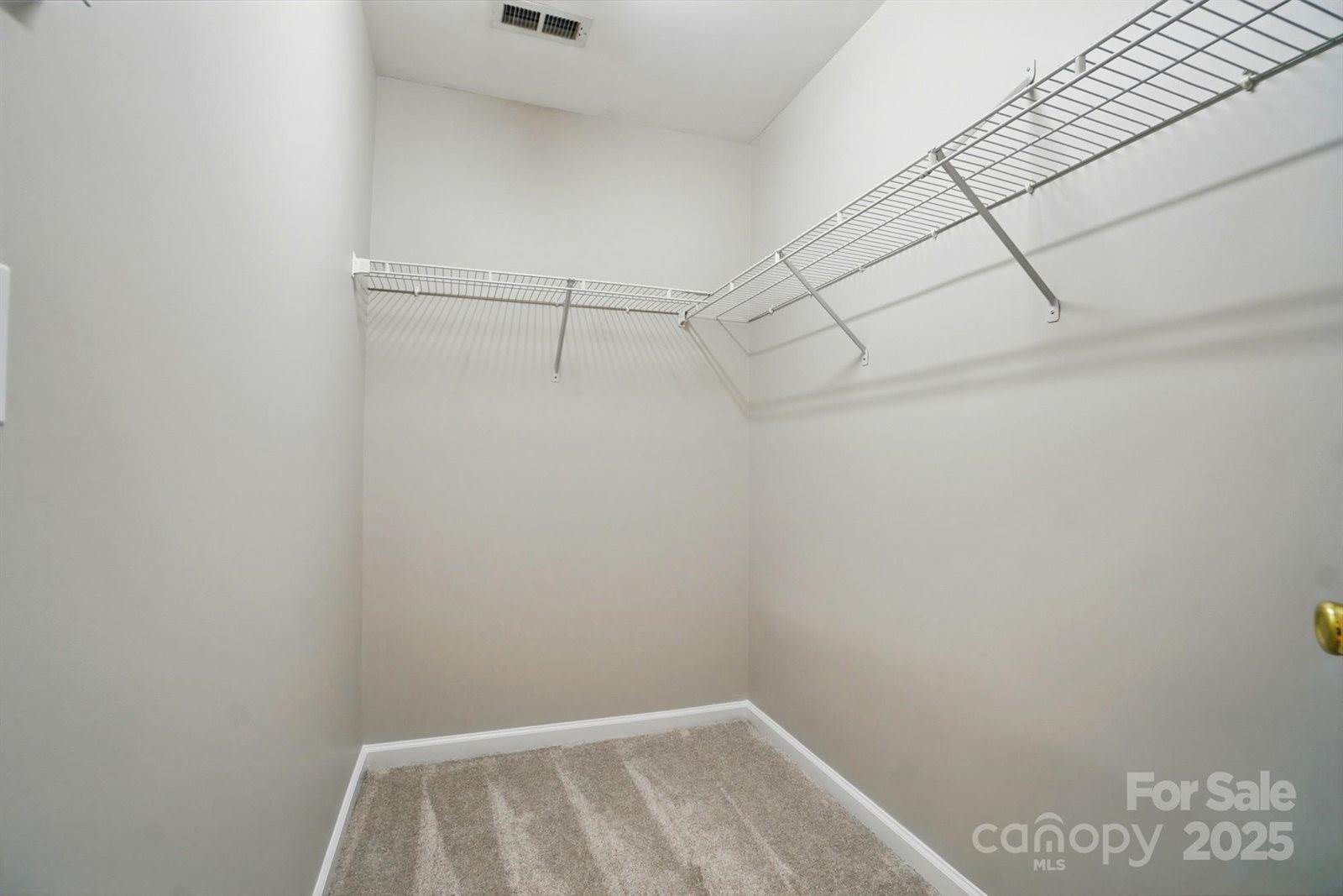 10867 Garden Oaks Lane, Charlotte, NC 28273