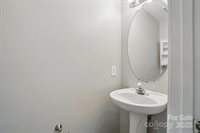 10867 Garden Oaks Lane, Charlotte, NC 28273