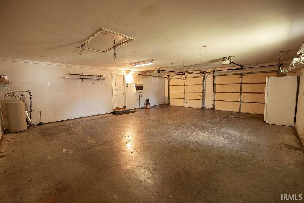 102 E 7th Street, Jonesboro, IN 46938