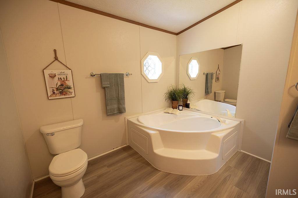 102 E 7th Street, Jonesboro, IN 46938