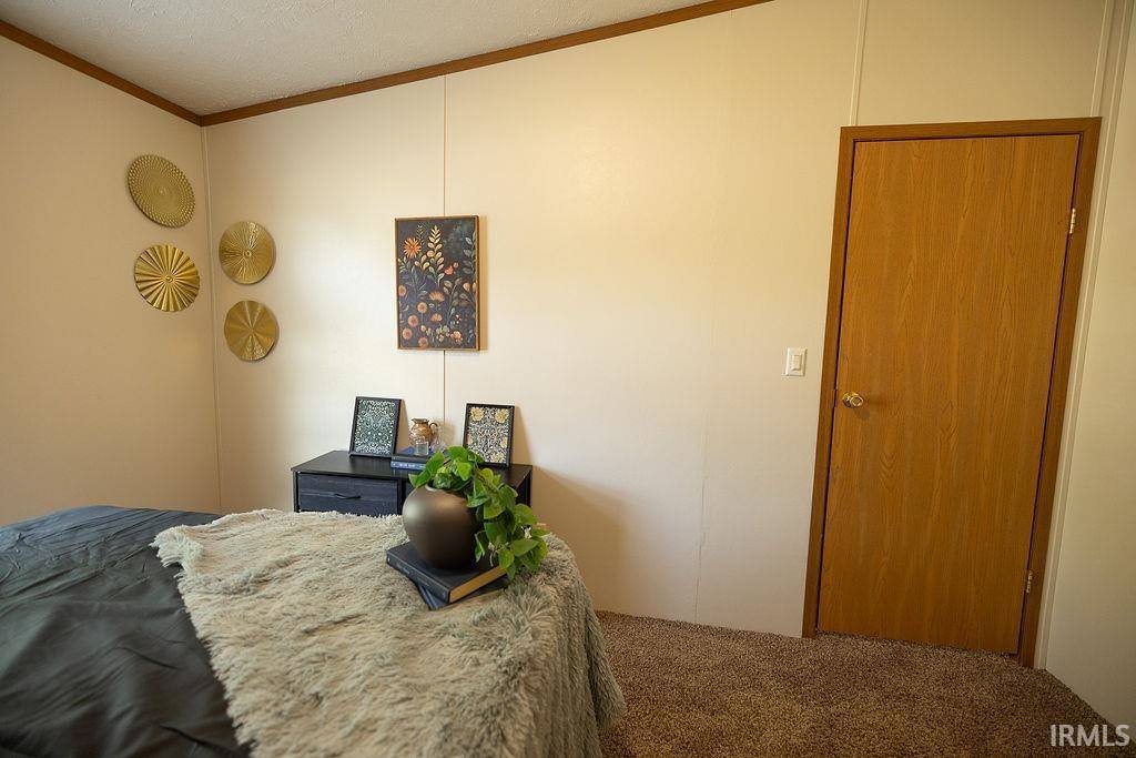 102 E 7th Street, Jonesboro, IN 46938