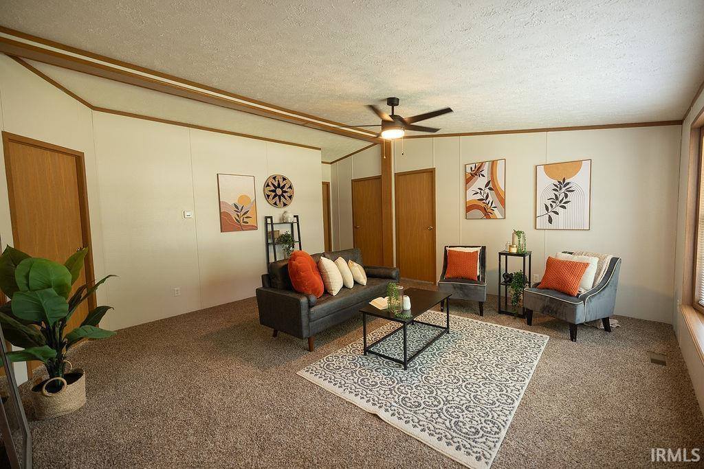 102 E 7th Street, Jonesboro, IN 46938