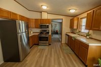 102 E 7th Street, Jonesboro, IN 46938