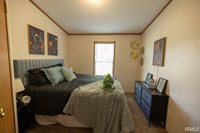 102 E 7th Street, Jonesboro, IN 46938