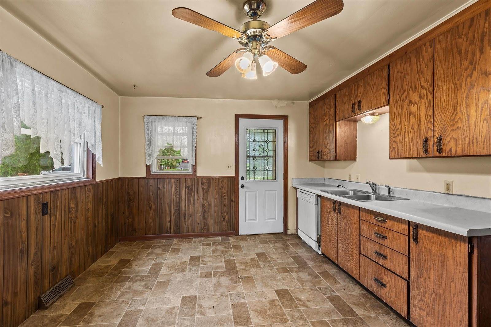 2244 Madison Street, Stevens Point, WI 54481