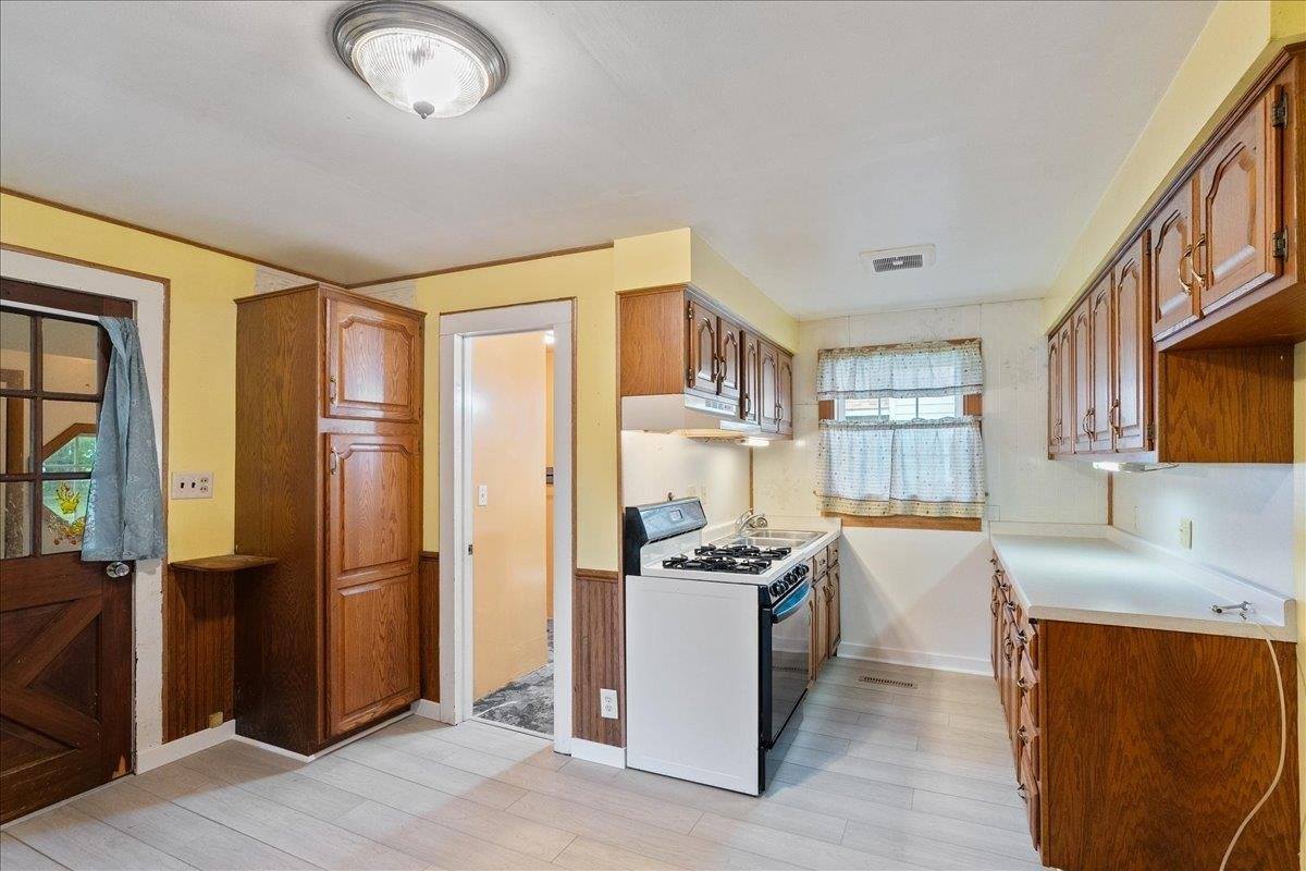 285 S Madison Street, Unity, WI 54488