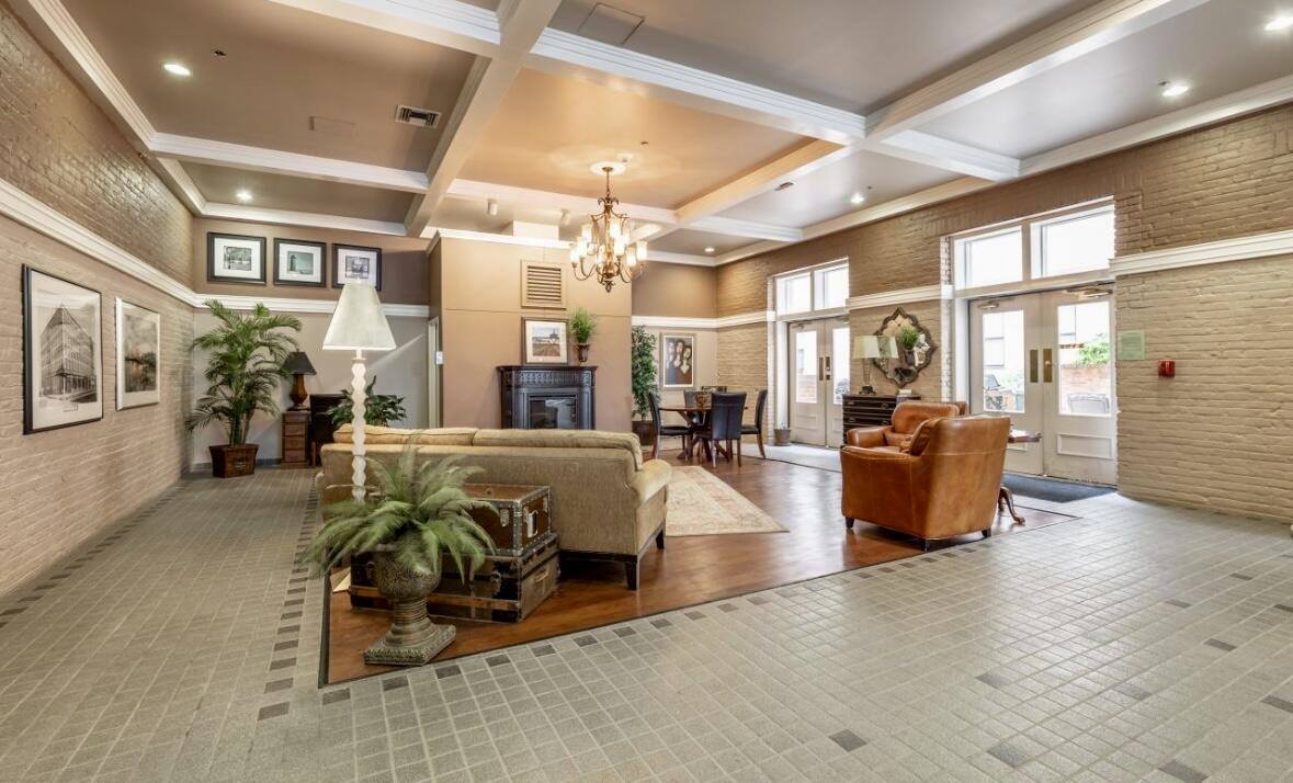 234 North Broadway -, Milwaukee, WI 53202