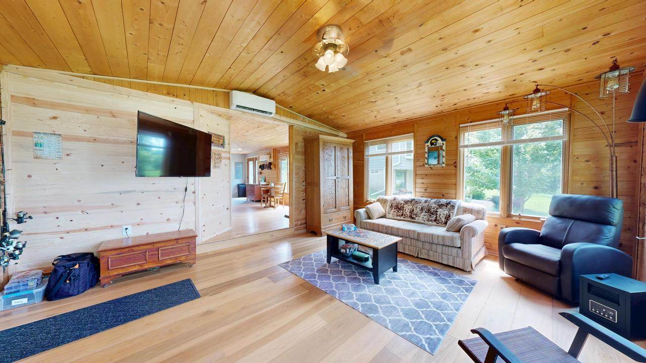 N3031 Lakeview DRIVE, Montello, WI 53949