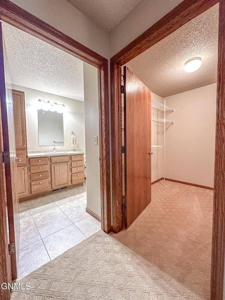 4100 Coleman Street, Bismarck, ND 58503