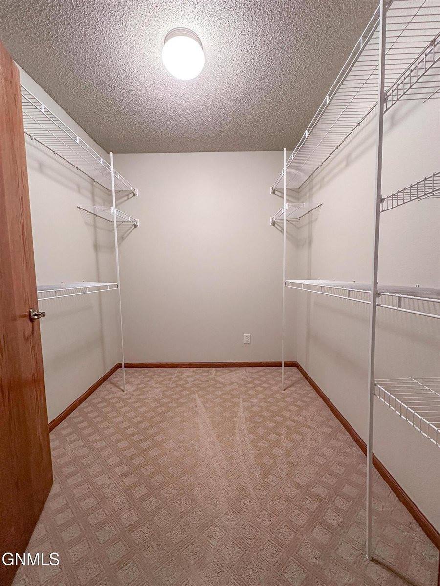 4100 Coleman Street, Bismarck, ND 58503