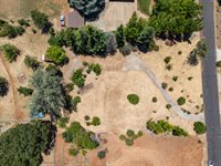 5056 Lago Vista, Paradise, CA 95969