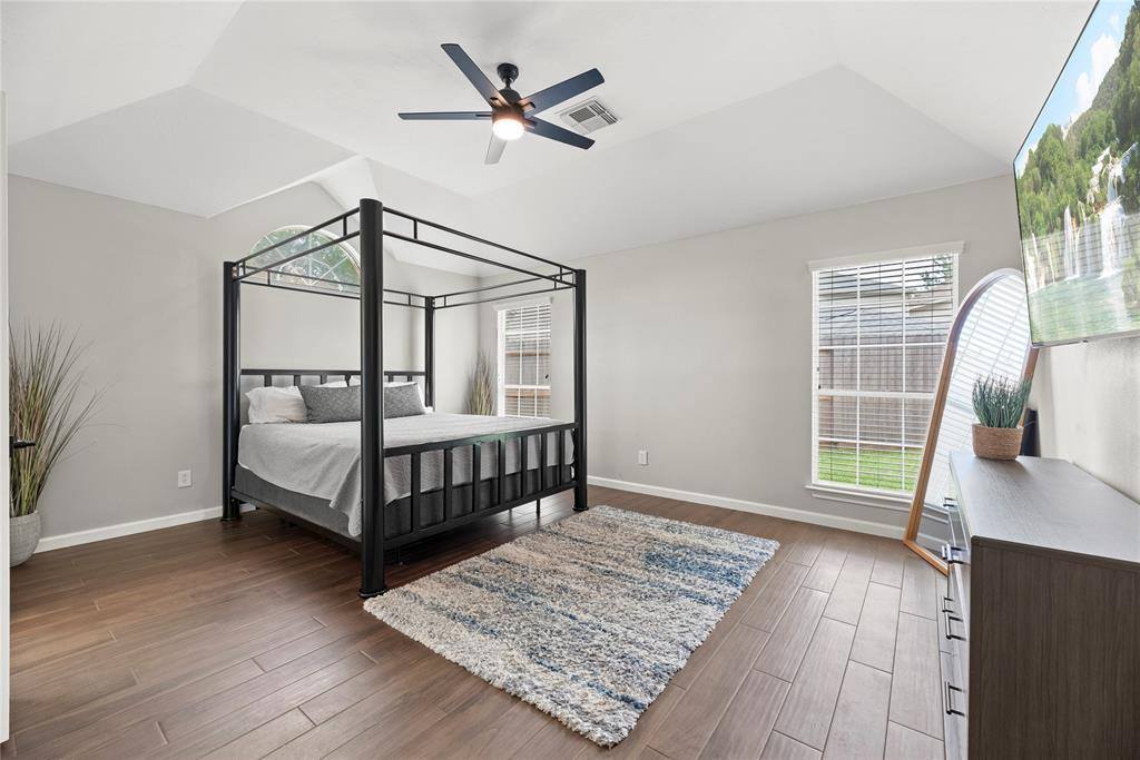 16522 Bluff Springs Drive, Houston, TX 77095