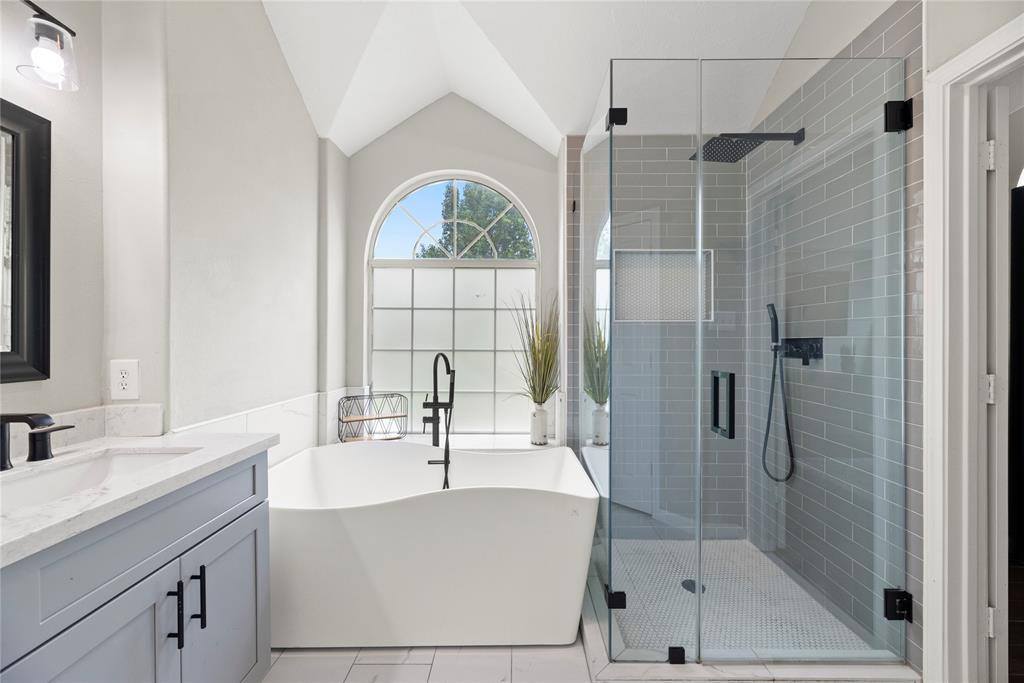 16522 Bluff Springs Drive, Houston, TX 77095