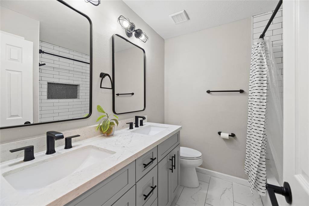 16522 Bluff Springs Drive, Houston, TX 77095