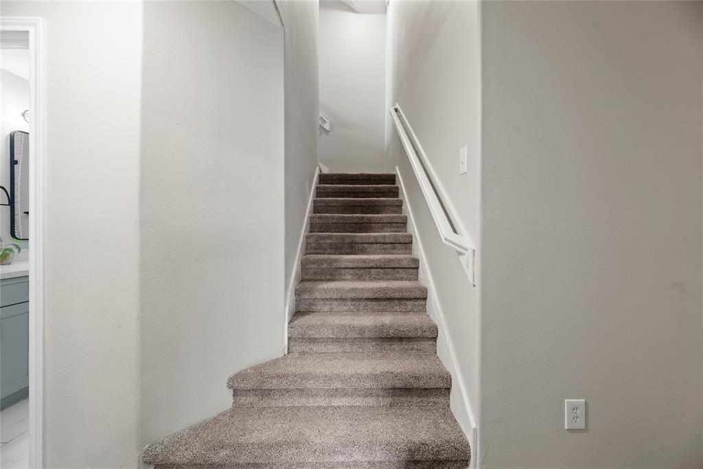 16522 Bluff Springs Drive, Houston, TX 77095