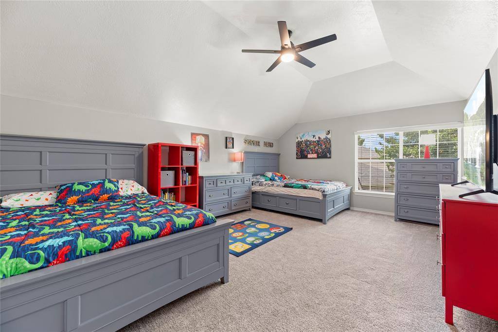 16522 Bluff Springs Drive, Houston, TX 77095