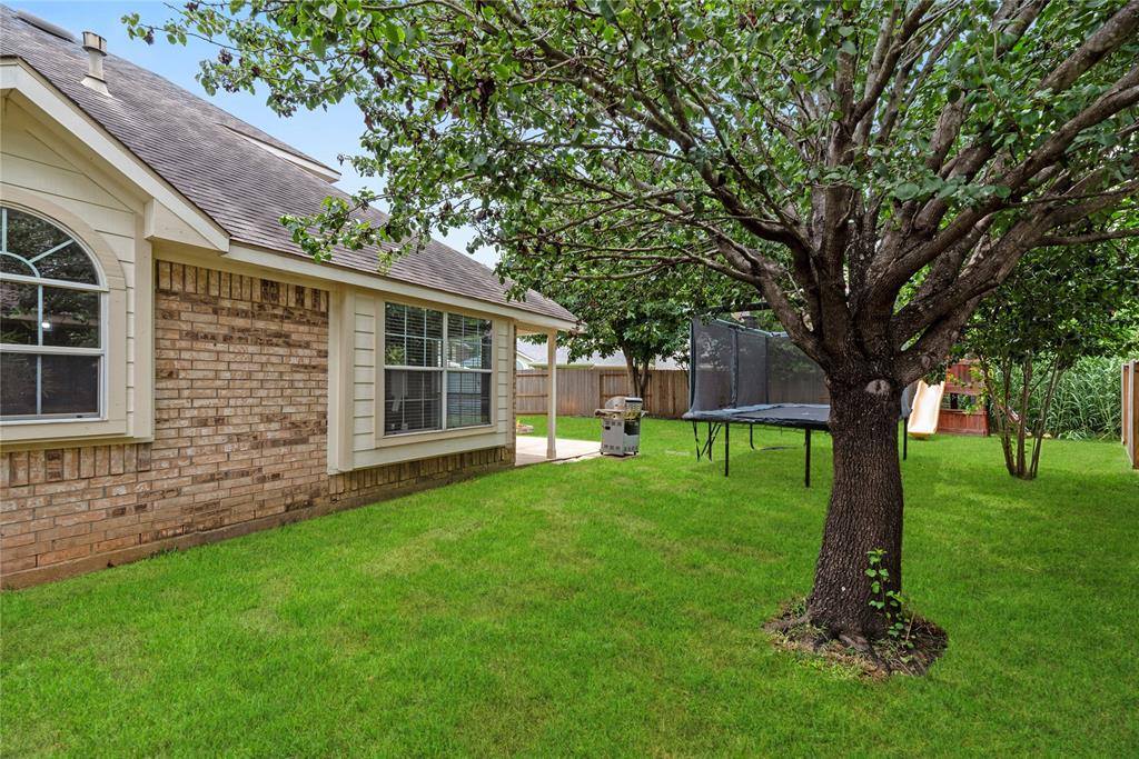 16522 Bluff Springs Drive, Houston, TX 77095