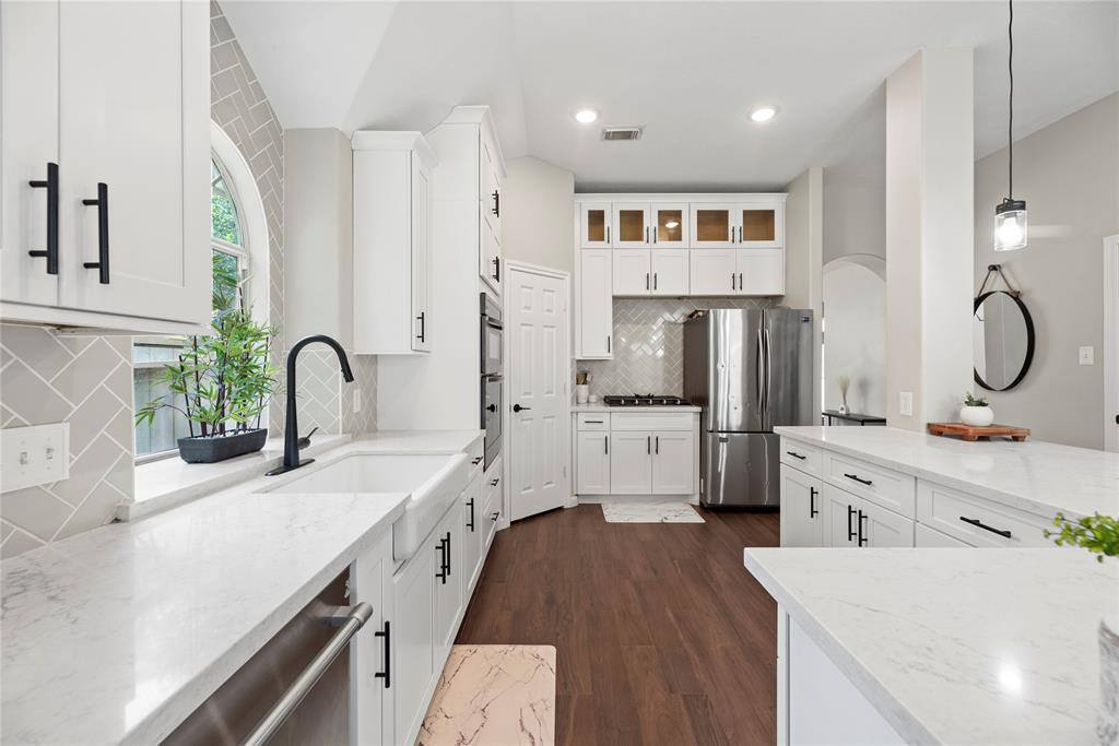 16522 Bluff Springs Drive, Houston, TX 77095