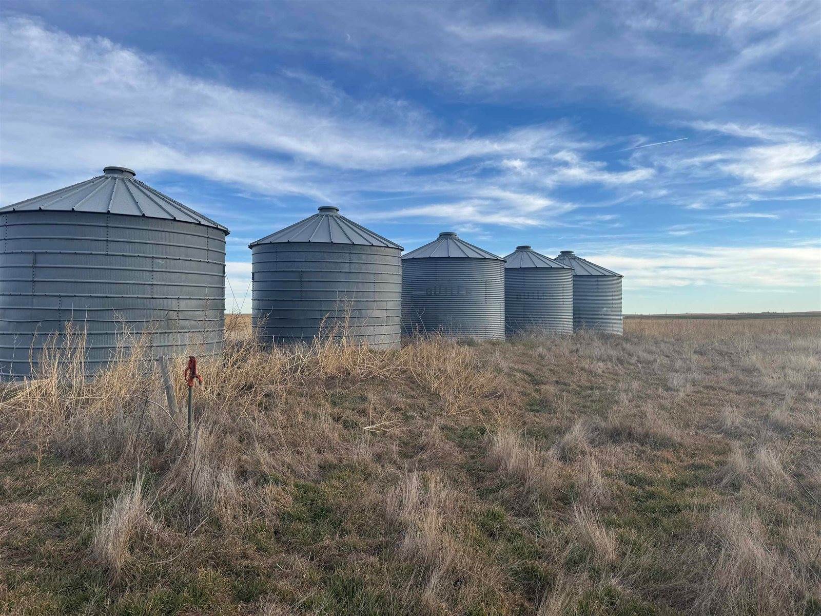 35054 Road 746, Elsie, NE 69134