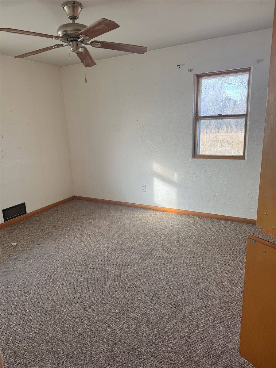 35054 Road 746, Elsie, NE 69134