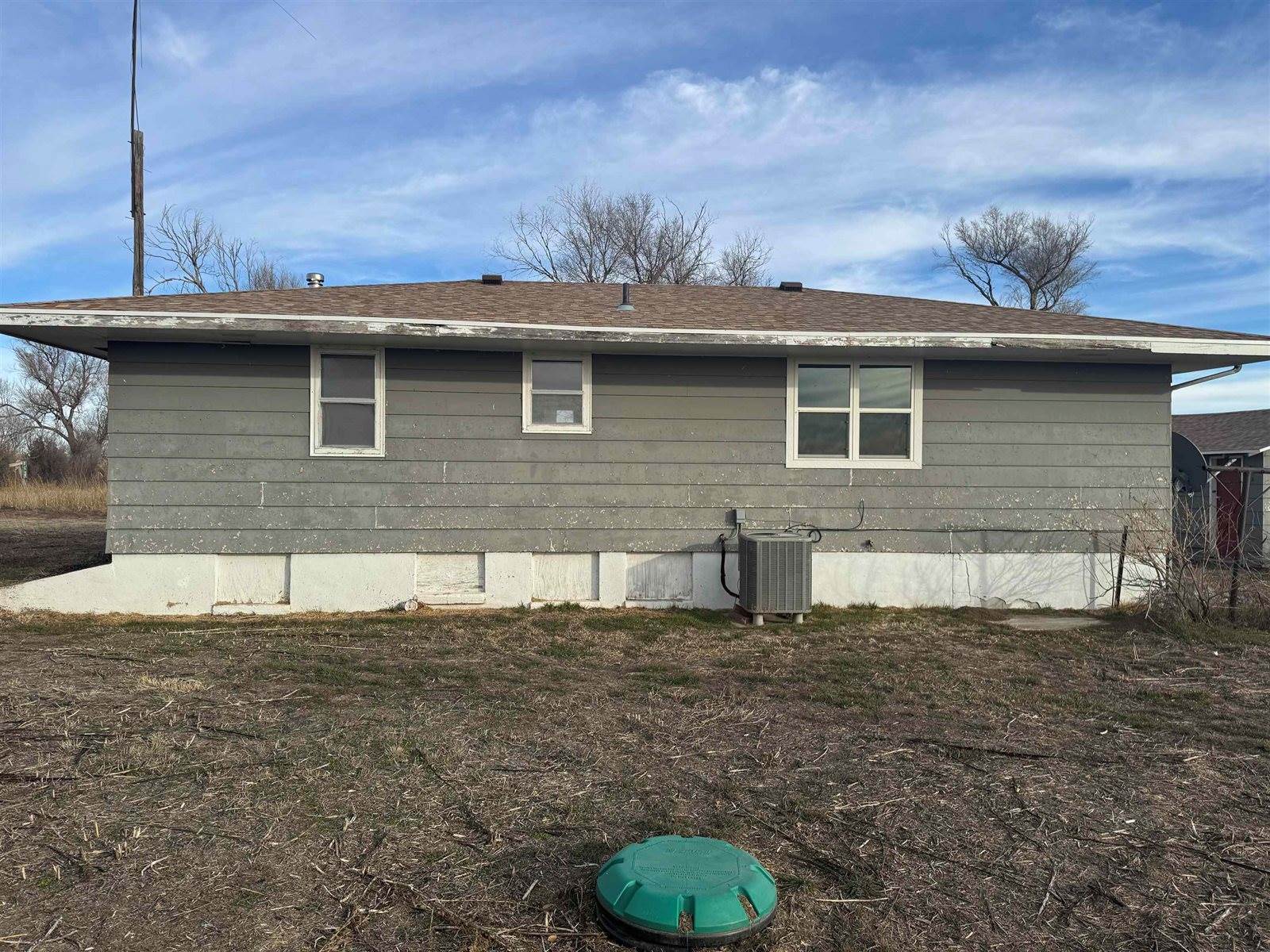 35054 Road 746, Elsie, NE 69134